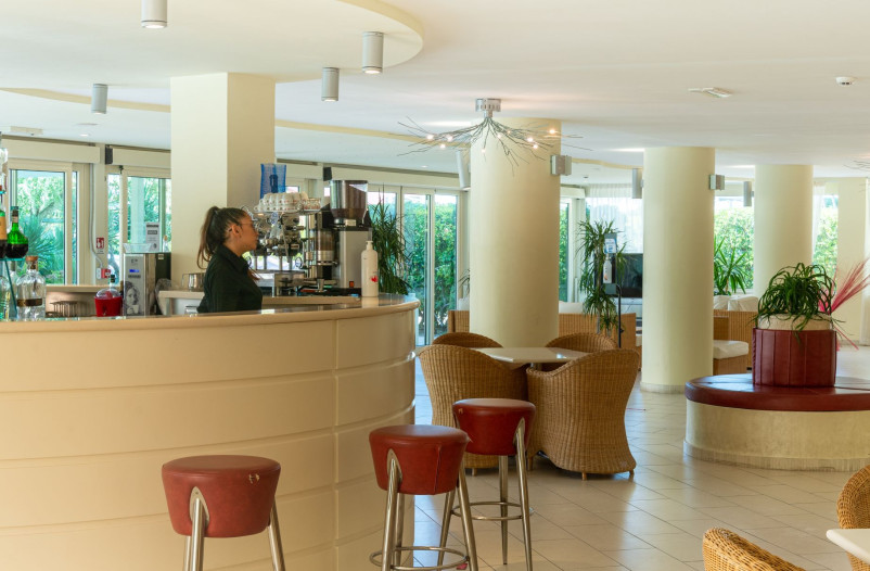 media._OTT1256 2-HDR